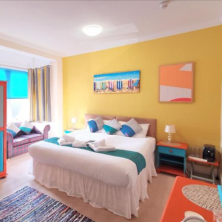 טורקוואי Yardley Manor Hotel מראה חיצוני תמונה