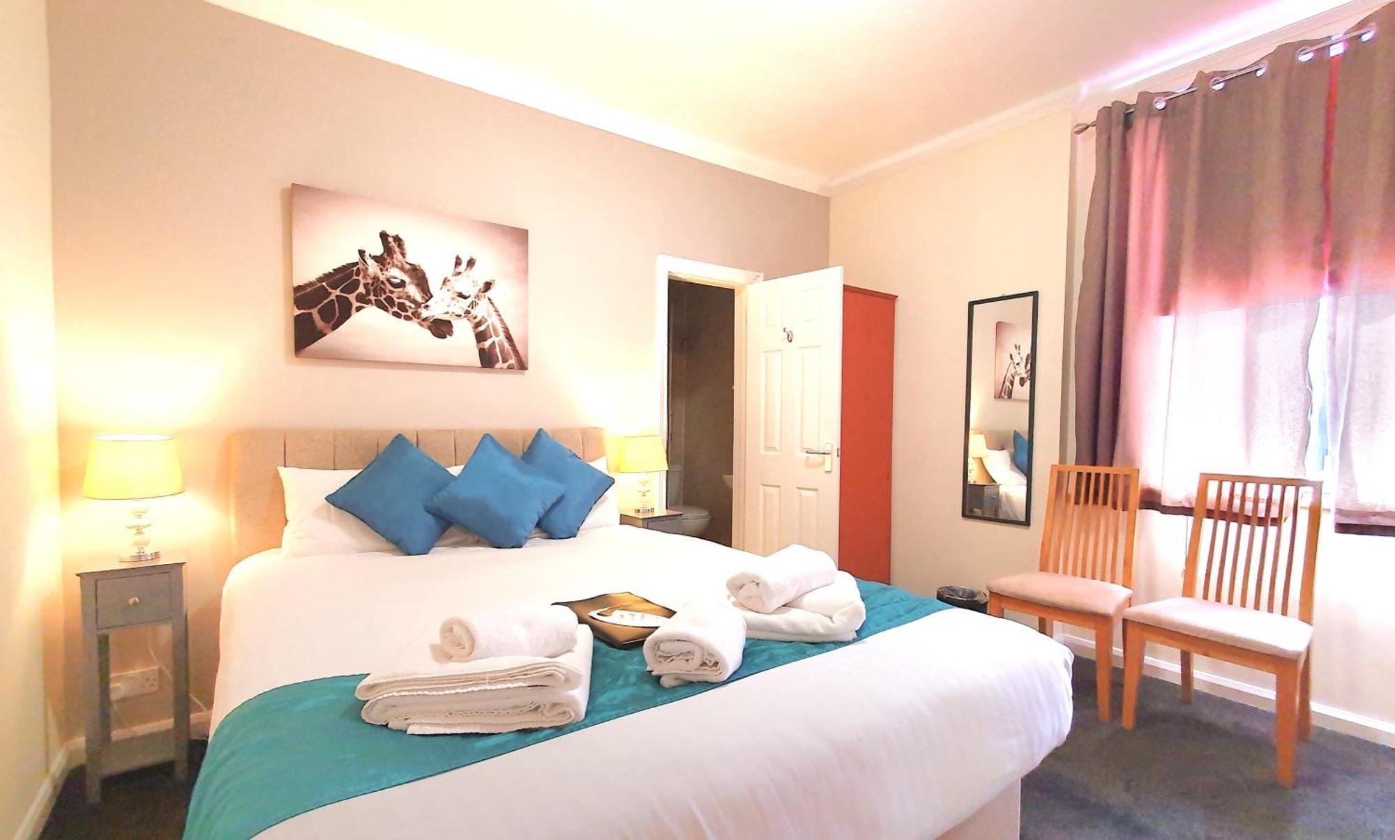 טורקוואי Yardley Manor Hotel מראה חיצוני תמונה