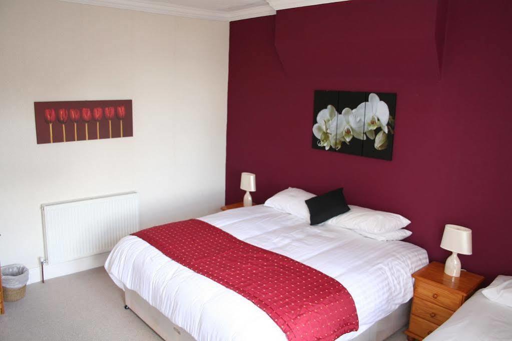 טורקוואי Yardley Manor Hotel מראה חיצוני תמונה